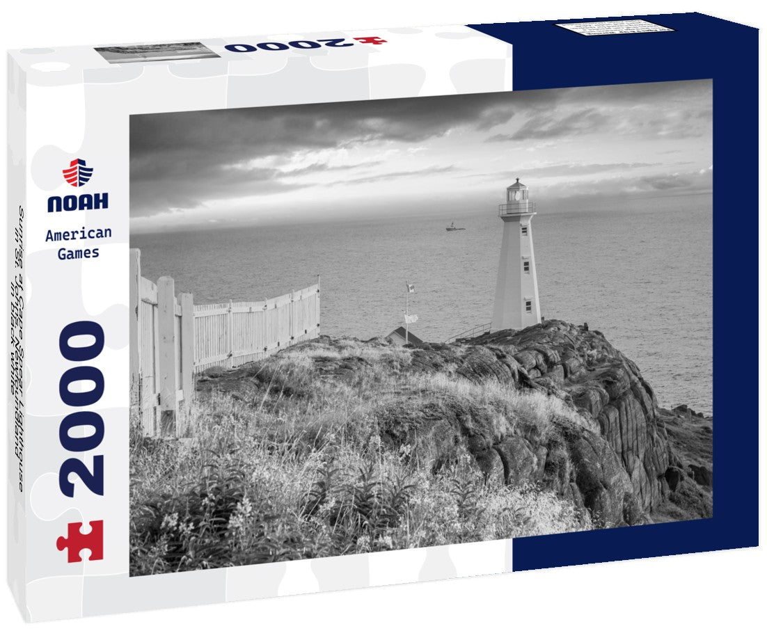 Sunrise at Cape Spear Lighthouse in St. Johns, Newfoundland 2000pc PuzzleBlack and White
