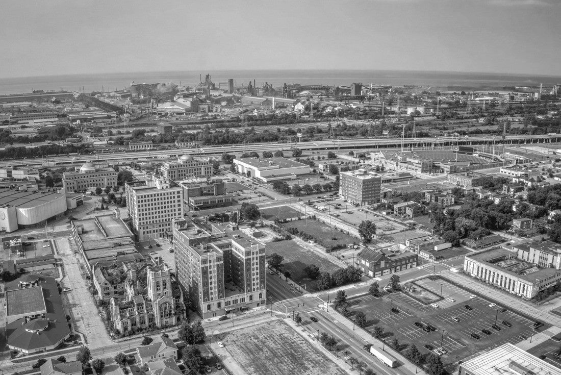 Downtown Gary, Indiana and its steel mill 2000pc PuzzleBlack and White