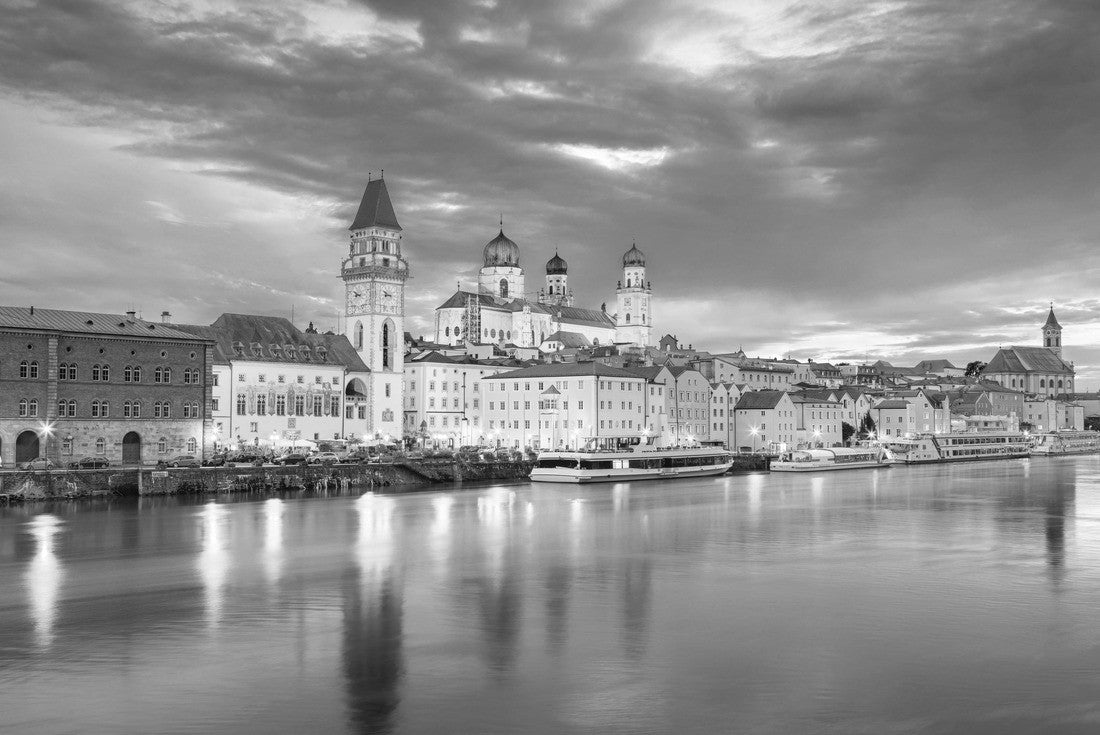Noah Jigsaw Puzzle Passau Skyline, Germany. Panoramic view of the city skyline of Passau, Bavaria, Germany at dramatic sunset in black white 2000 pieces