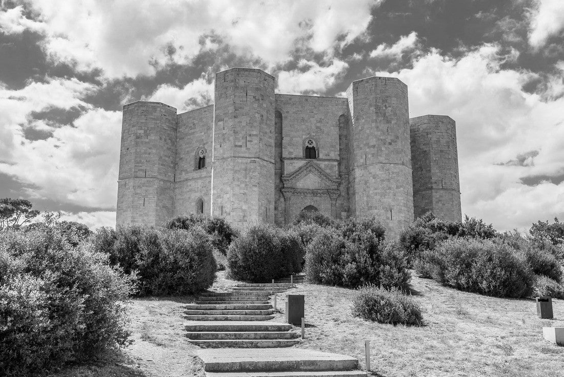 Castel del Monte, the famous castle built in the 13th century by the Holy Roman Emperor Frederick II in an octagonal shape in Andria, Puglia, Italy. Unesco World Heritage 2000pc PuzzleBlack and White