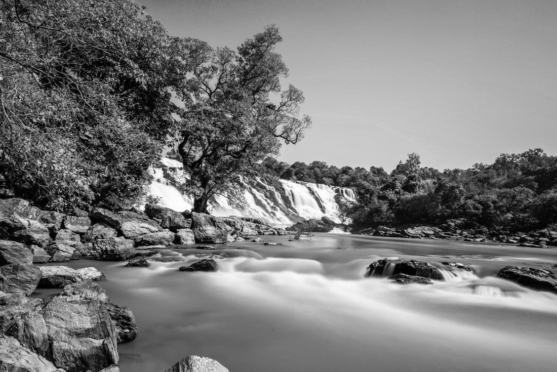Gurara waterfalls along the river Gurara in Niger state of Nigeria. A large tributary of river Niger 2000pc PuzzleBlack and White
