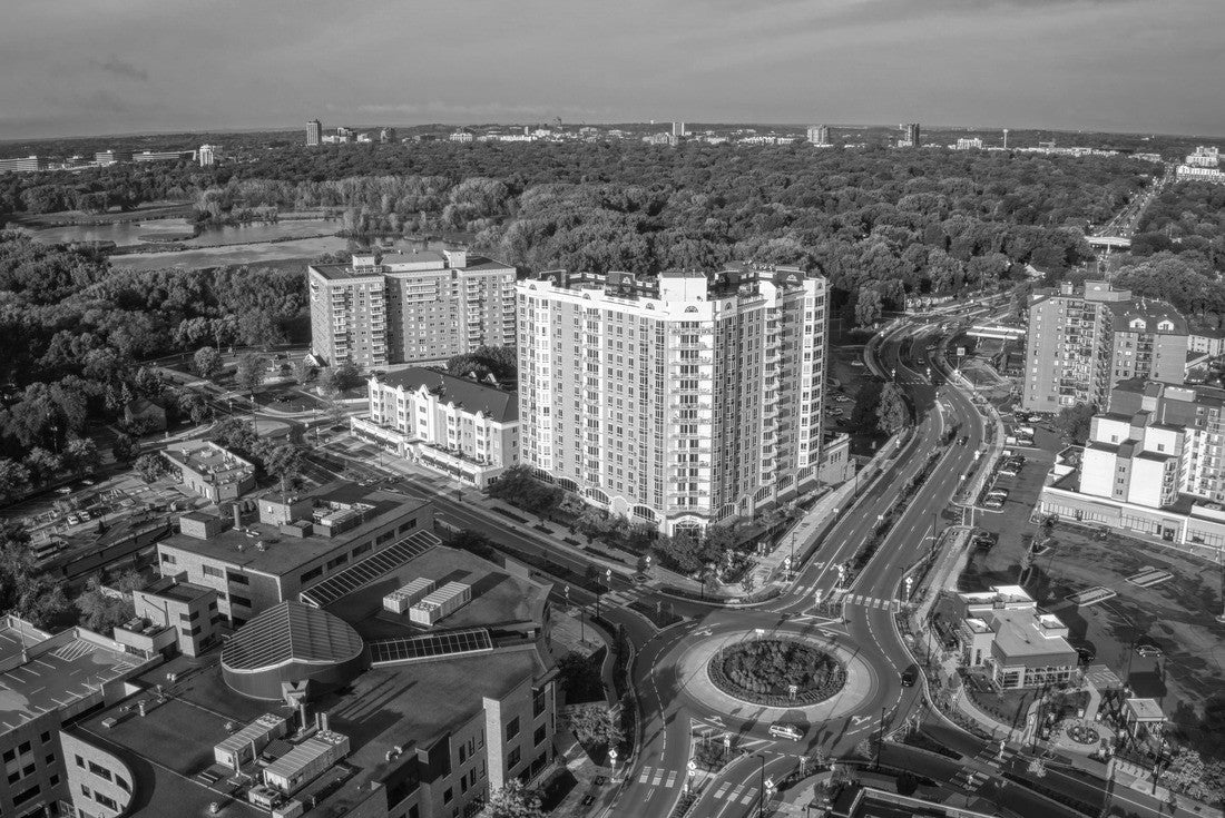 Aerial View of the Twin Cities Inner Suburb of Richfield, Minnesota 2000pc PuzzleBlack and White