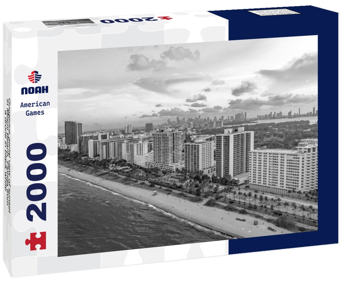 Gorgeous aerial view of sunset in Miami Beach, Florida from a drone 2000pc PuzzleBlack and White