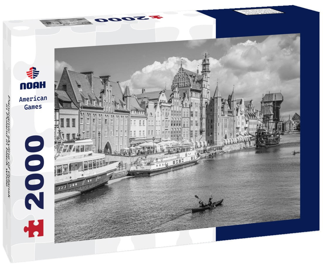 skyline of Gdansk in Poland 2000pc PuzzleBlack and White
