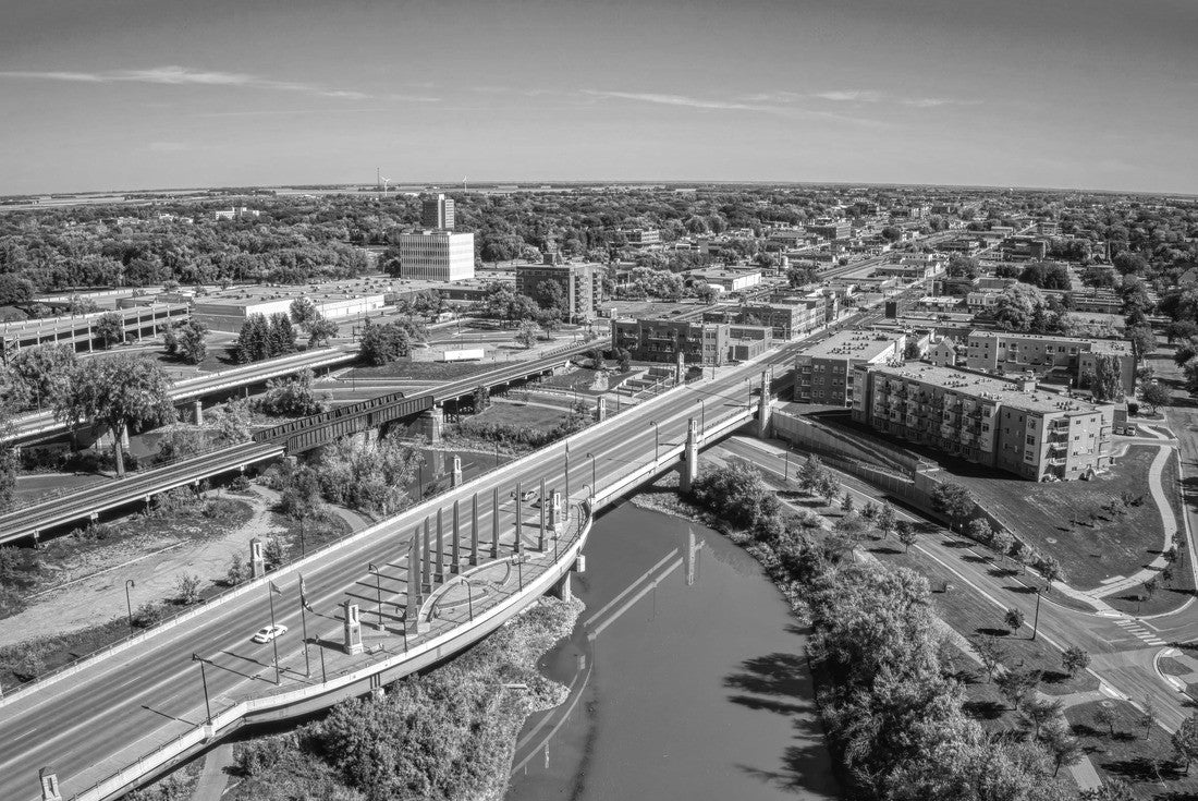 Moorhead, Minnesota on the Red River in the fall 2000pc PuzzleBlack and White
