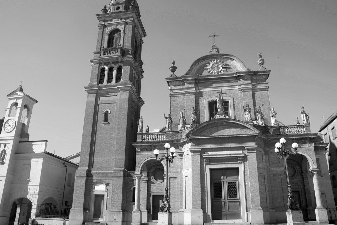 Castel San Pietro Terme, in the province of Bologna, Emilia-Romagna, Italy: main square of the historic town with historic church 2000pc PuzzleBlack and White