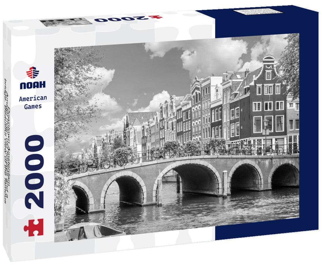 Downtown Amsterdam - Amstel river, old houses and a bridge. Beautiful view of the famous city of Amsterdam 2000pc PuzzleBlack and White