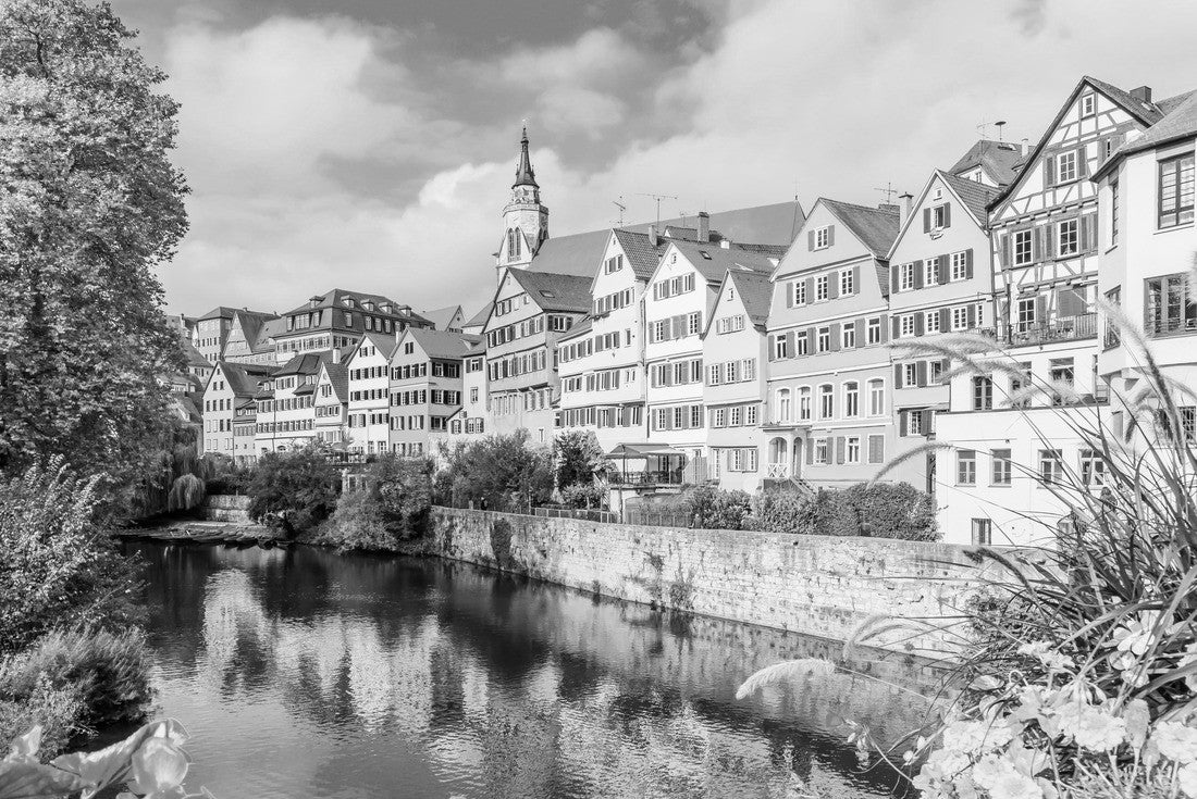 Tübingen, Germany. Colorful old town on the Neckar 2000pc PuzzleBlack and White