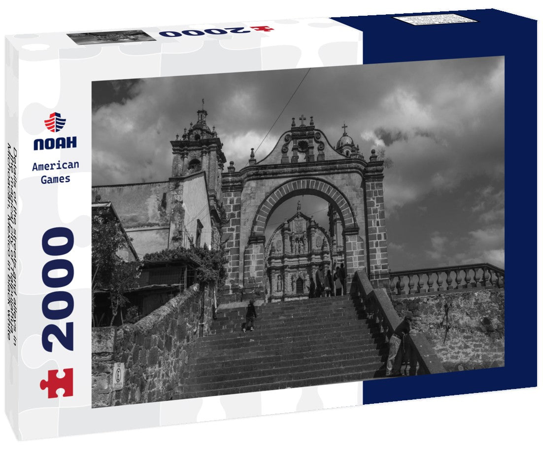 Details of the streets and alleys in the magical city of Tlalpujahua, Michoacán, Mexico 2000pc PuzzleBlack and White