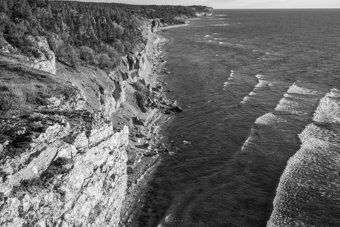Sweden, Gotland Island, Hogklint, top view of western cliffs 2000pc PuzzleBlack and White