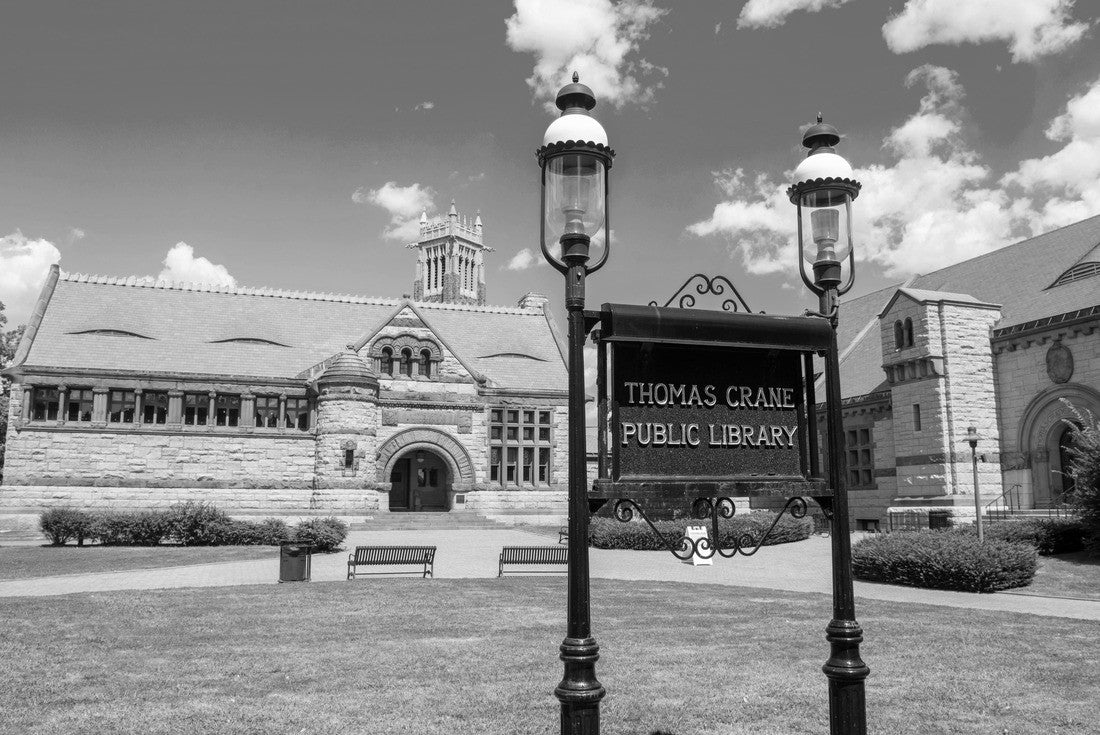 Thomas Crane Public Library is a public library located at 40 Washington Street in the historic city center of Quincy, Massachusetts 2000pc PuzzleBlack and White