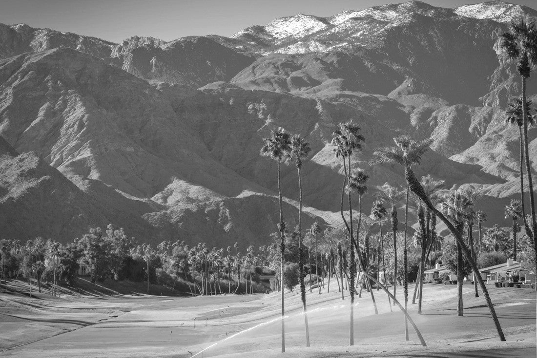 Scenic Palm Desert Landscape California. Winter Season in the Coachella Valley. United States of California 2000pc PuzzleBlack and White