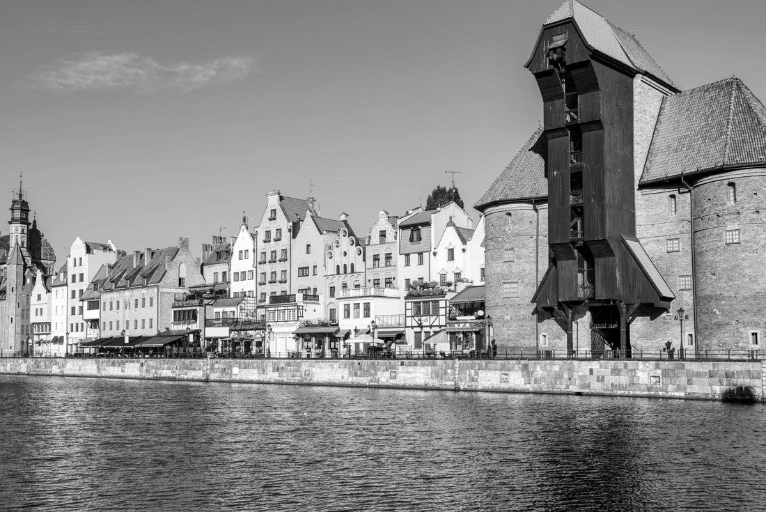 The Zuraw Crane and the Gothic facades of the historic district of Gdansk, Poland 2000pc PuzzleBlack and White