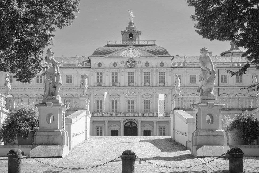 Outside the Rastatt Palace, Germany 2000pc PuzzleBlack and White