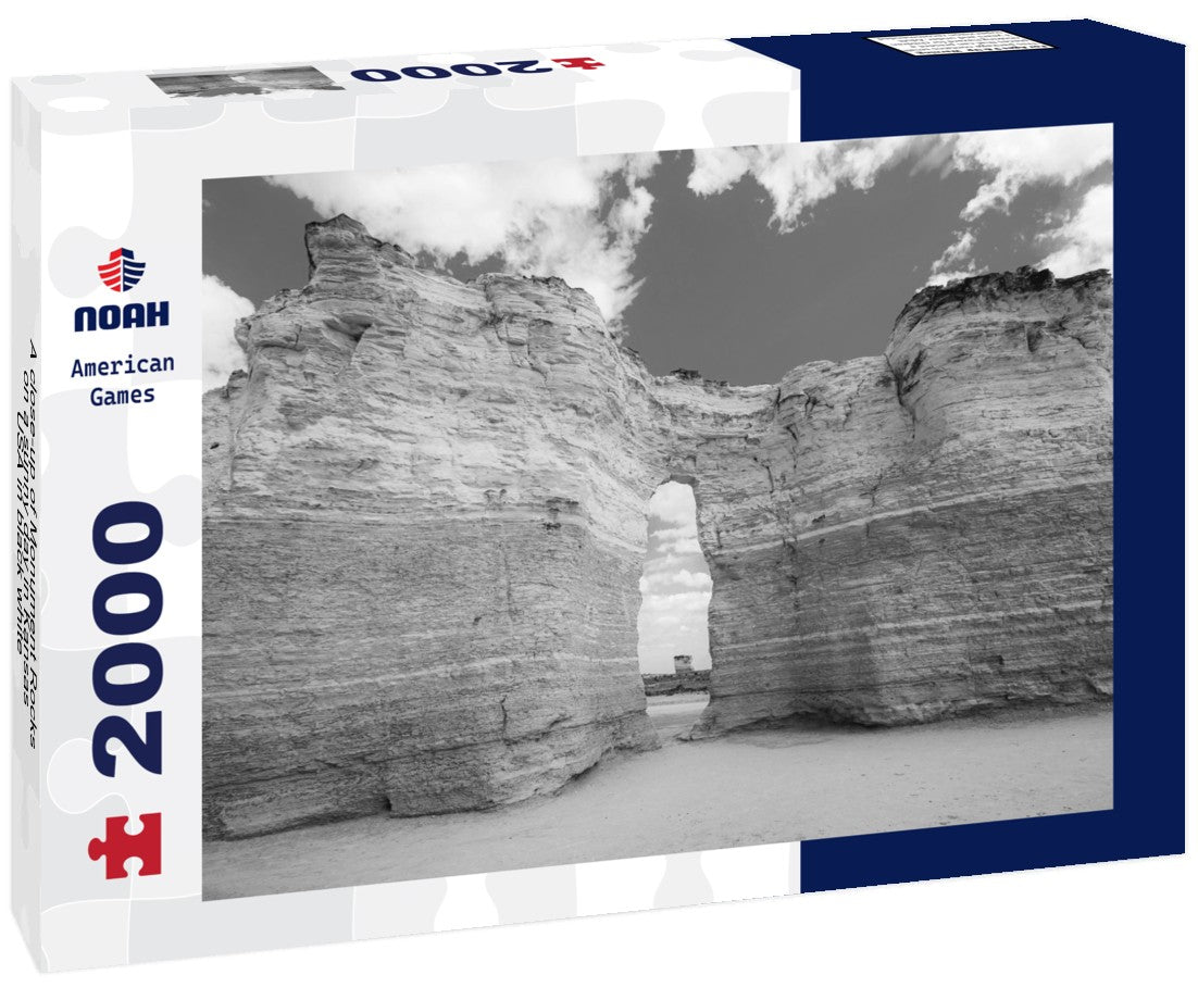 A close-up of Monument Rocks on a sunny day in Kansas, USA 2000pc PuzzleBlack and White