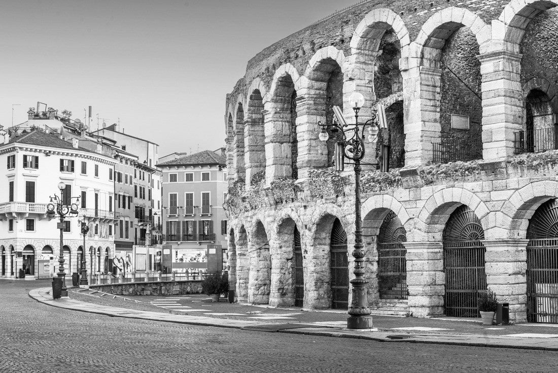 Verona, Italy with the Arena Verona, an ancient Roman ampitheater 2000pc PuzzleBlack and White