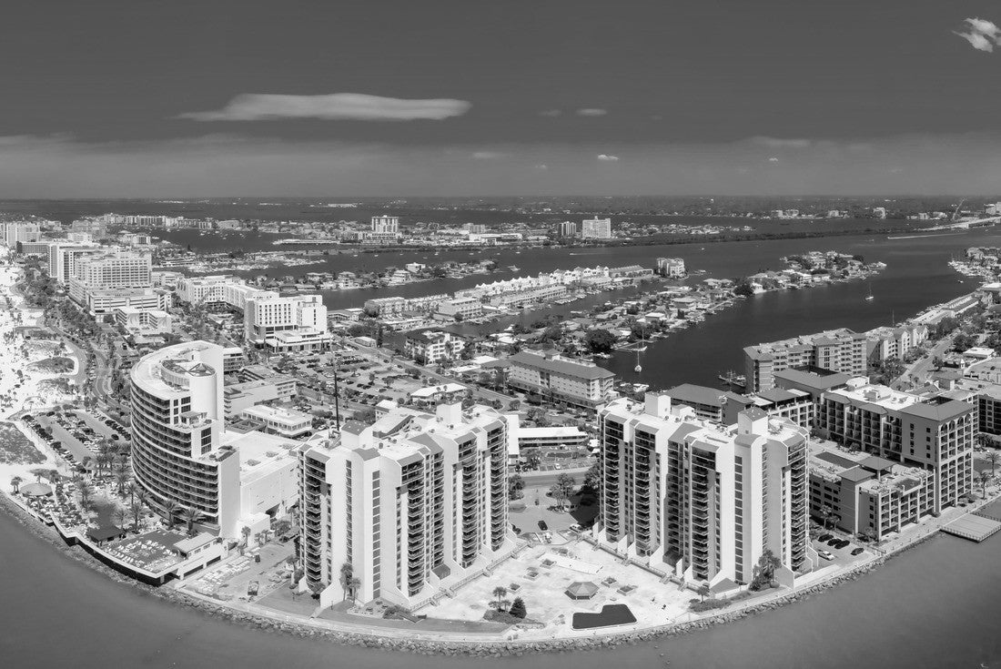 Aerial view of Clearwater Beach, Florida 2000pc PuzzleBlack and White