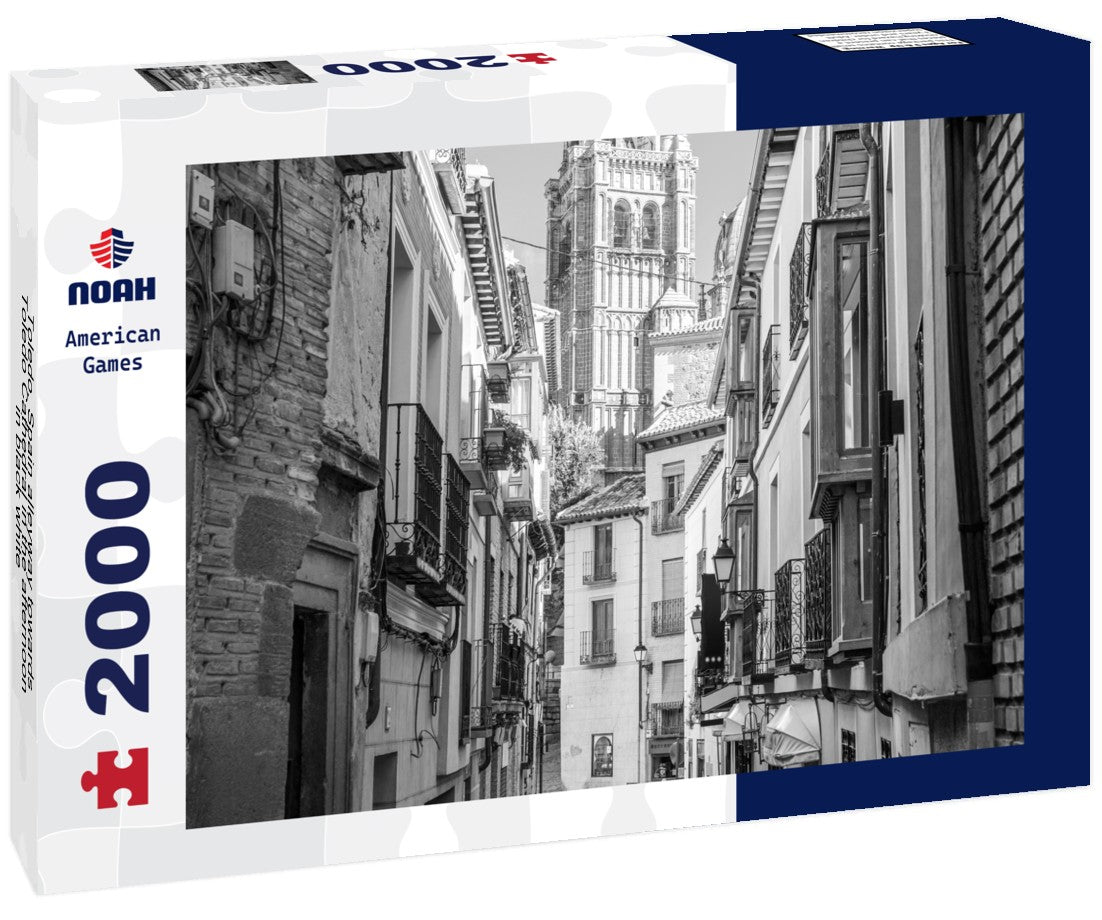 Toledo, Spain alleyway towards Toledo Cathedral in the afternoon 2000pc PuzzleBlack and White