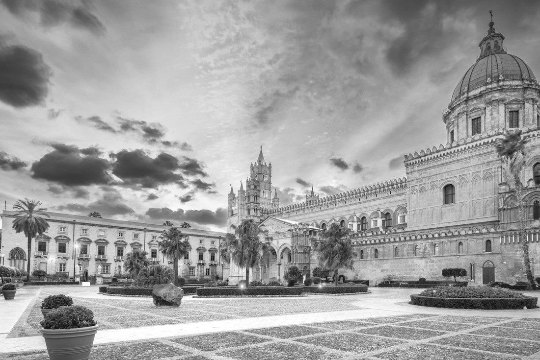 Palermo, Sicily. Palermo Norman Cathedral, a UNESCO World Heritage site in Italy, colored sunset sky 2000pc PuzzleBlack and White