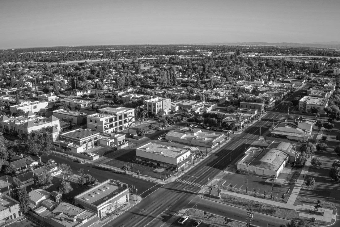 Aerial View of Fresno's Suburb Clovis, California 2000pc PuzzleBlack and White
