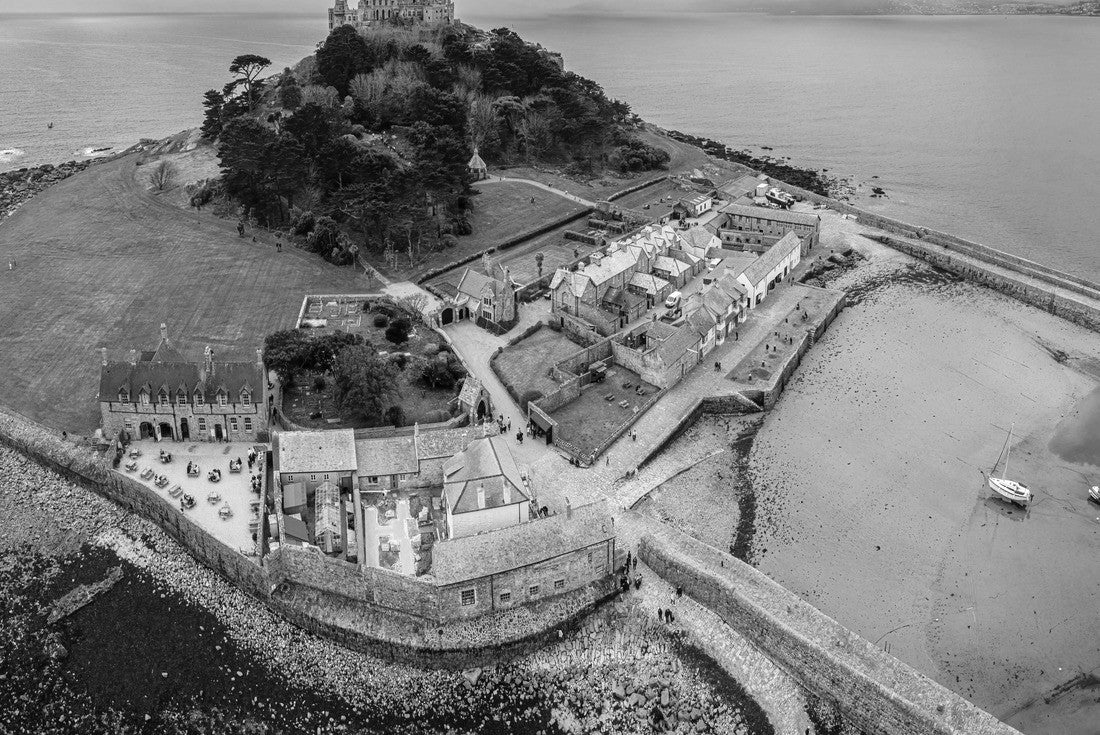 St. Michael's Mount, a historic castle, garden and island community in Marazion in Cornwall 2000pc PuzzleBlack and White