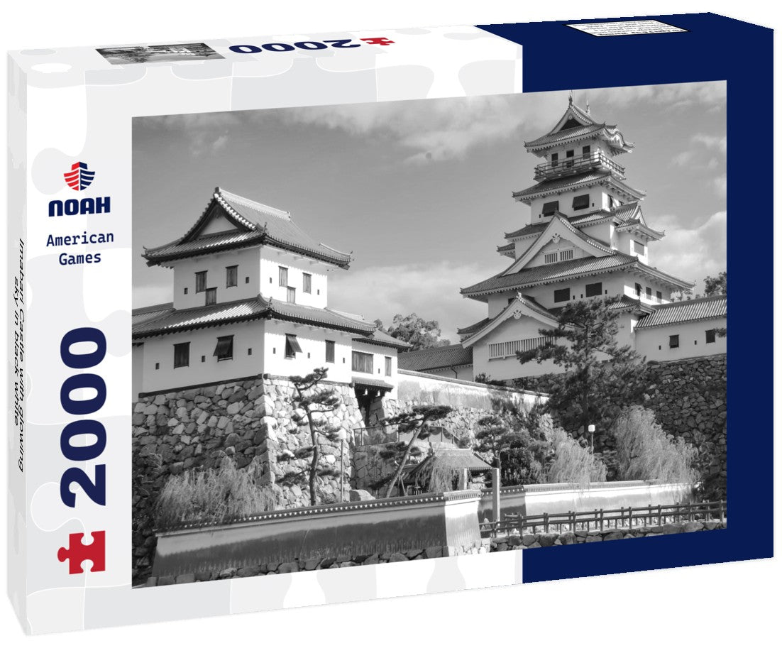 Imabari Castle with glowing sky 2000pc PuzzleBlack and White