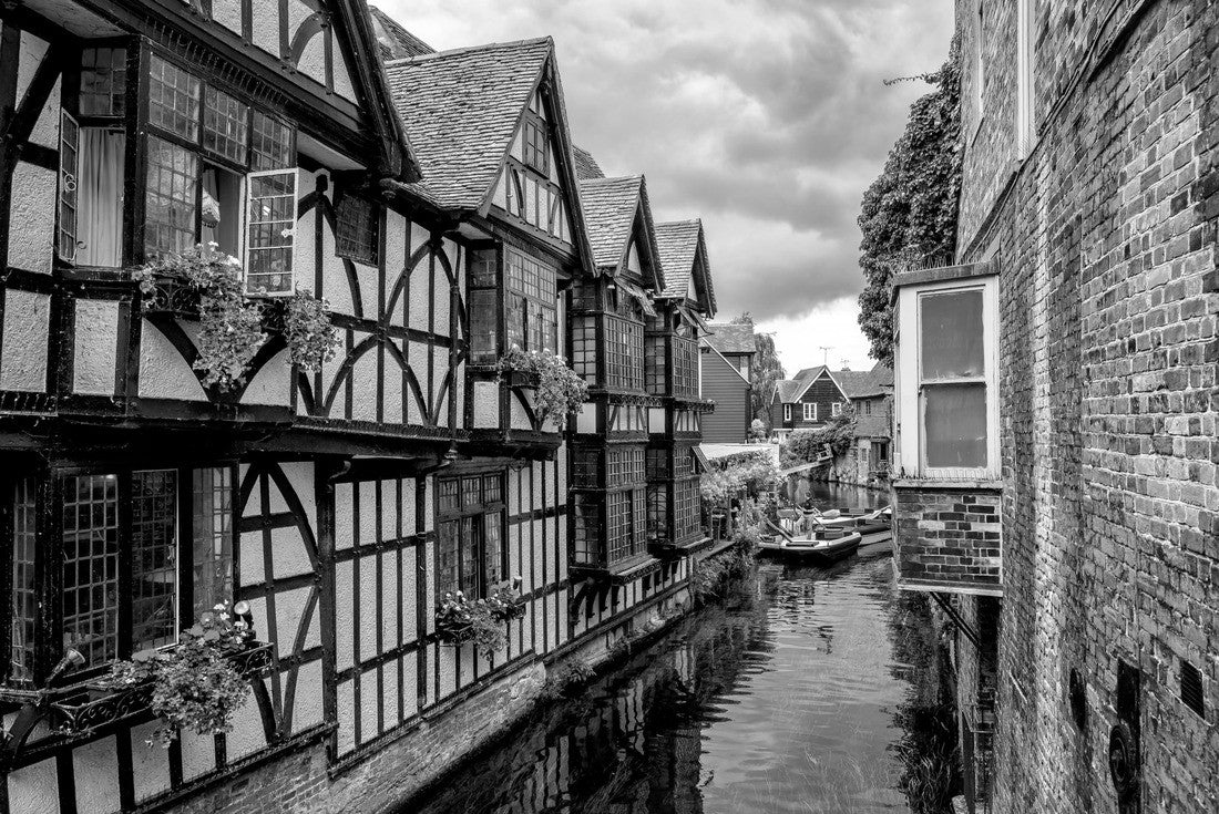 Medieval half-timber houses and Stour river in Canterbury Old Town, Kent, England 2000pc PuzzleBlack and White