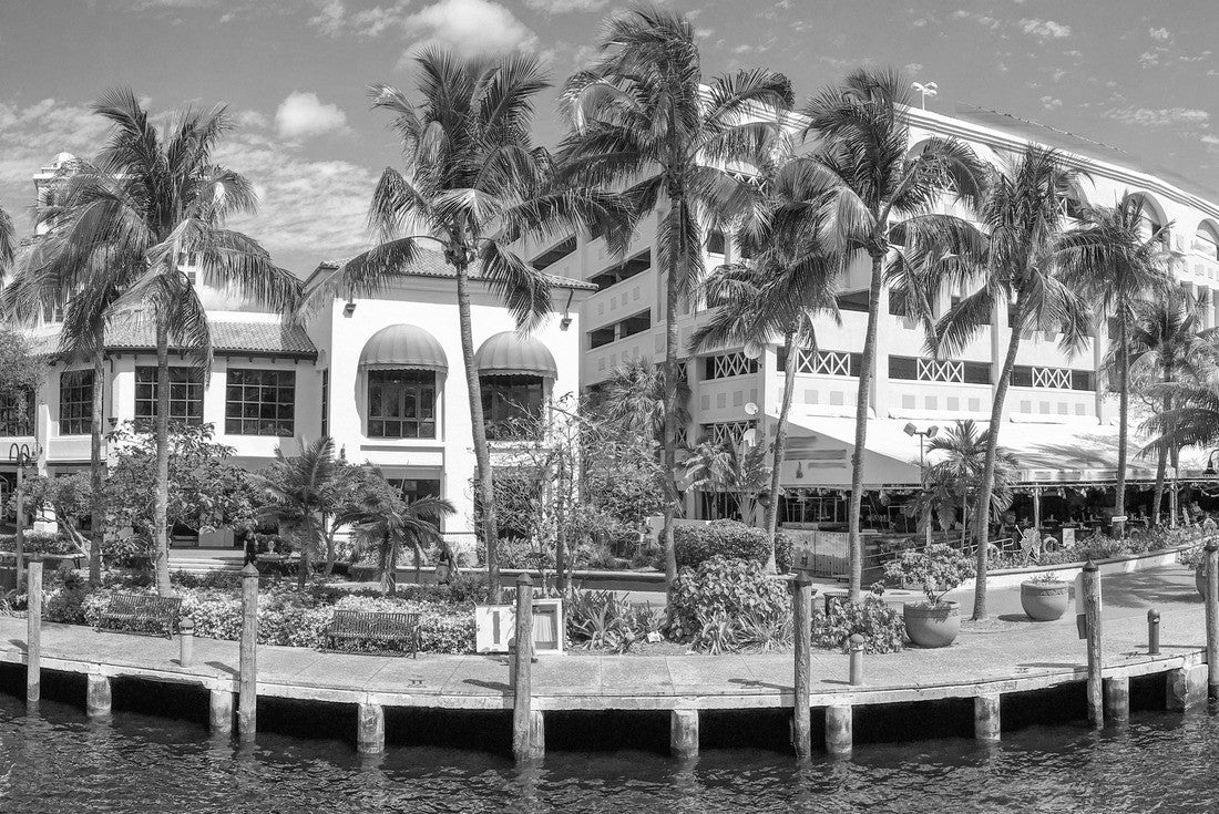 Noah Jigsaw Puzzle Beautiful river walk promenade, Fort Lauderdale in black white 2000 pieces
