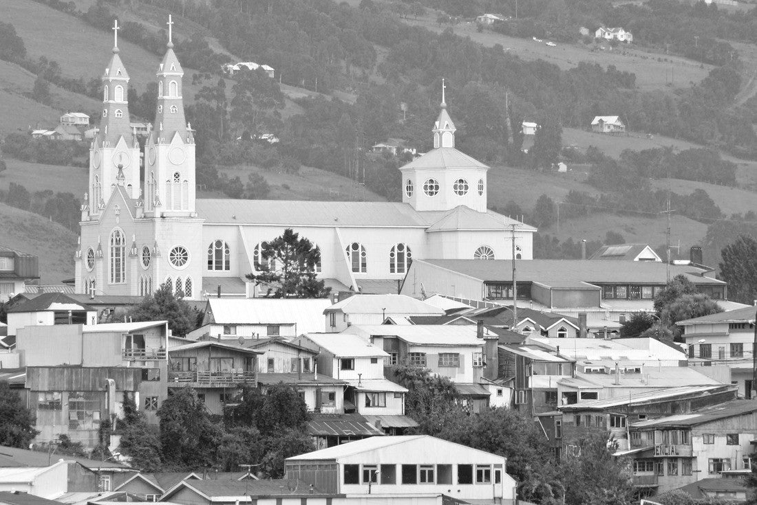 The San Francisco Church in Castro, Chile, painted in bright yellow and purple, is a magnificent landmark 2000pc PuzzleBlack and White