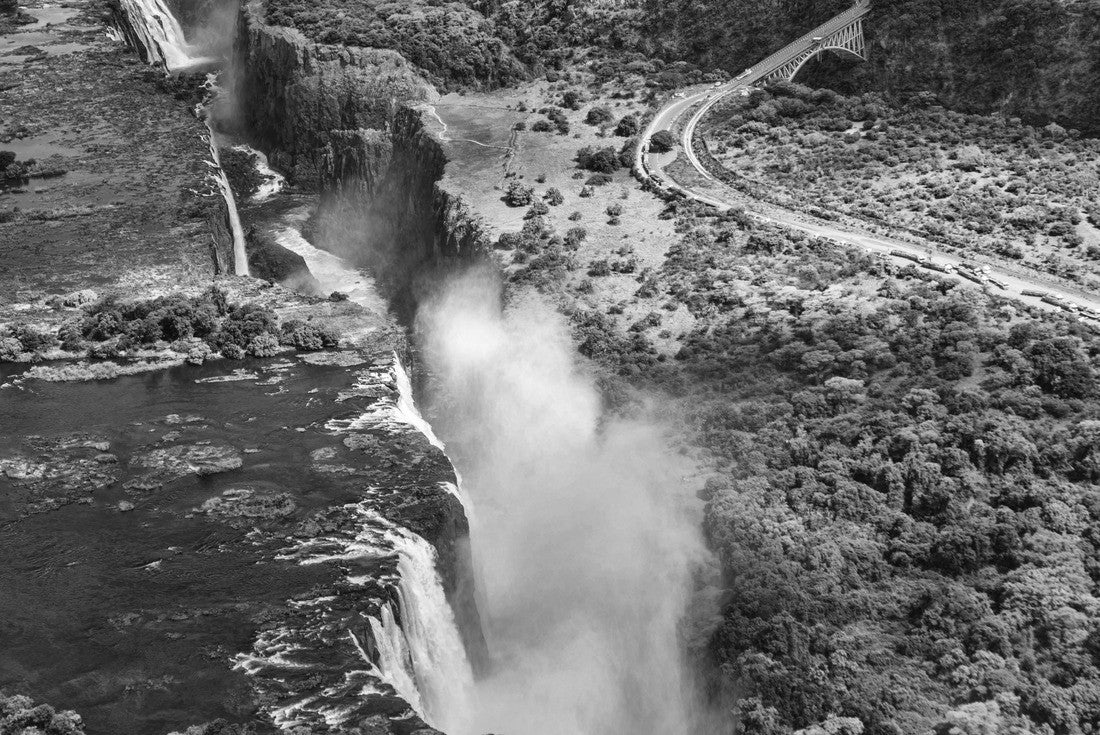 Noah Jigsaw Puzzle Rainbow over the Victoria Falls in Zimbabwe, sunny day in Africa in black white 2000 pieces