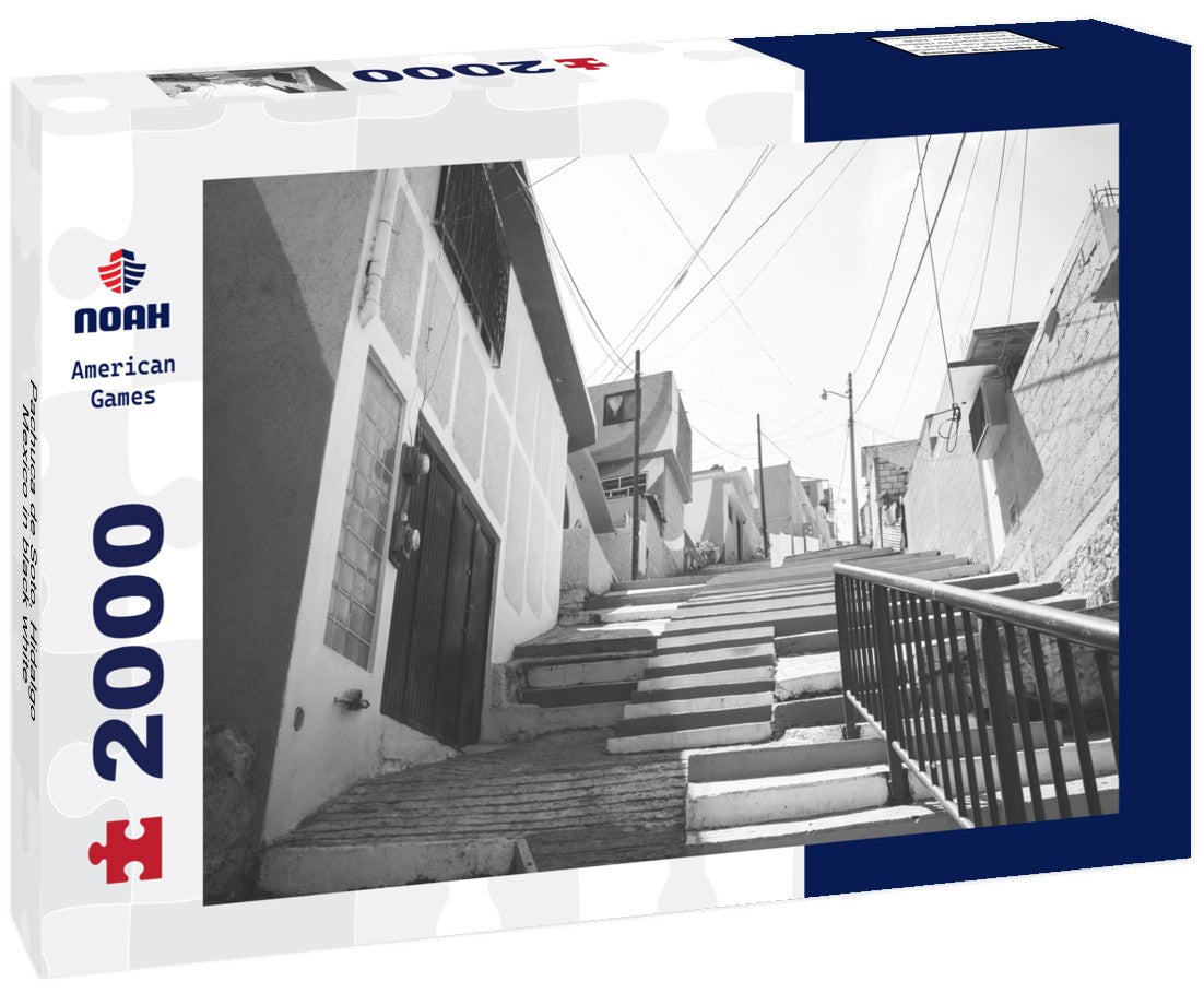 Pachuca de Soto, Hidalgo, Mexico 2000pc PuzzleBlack and White
