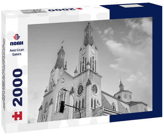Noah Jigsaw Puzzle The church of San Francisco in the main square of Castro on the island of Chiloe in southern Chile in black white 2000 pieces