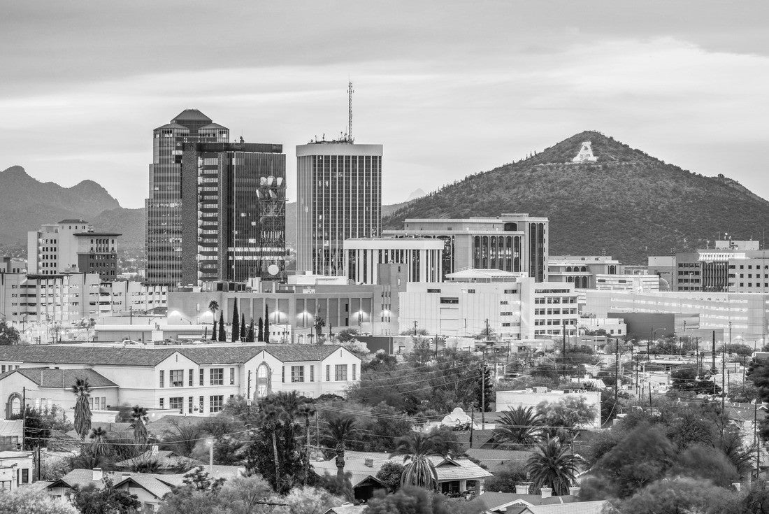 Tucson, Arizona, USA Downtown skyline with Sentinel Peak at dusk 2000pc PuzzleBlack and White