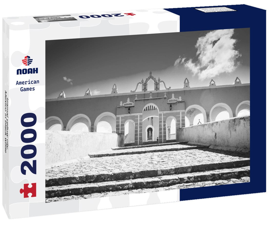 Izamal yellow city, Mexico 2000pc PuzzleBlack and White