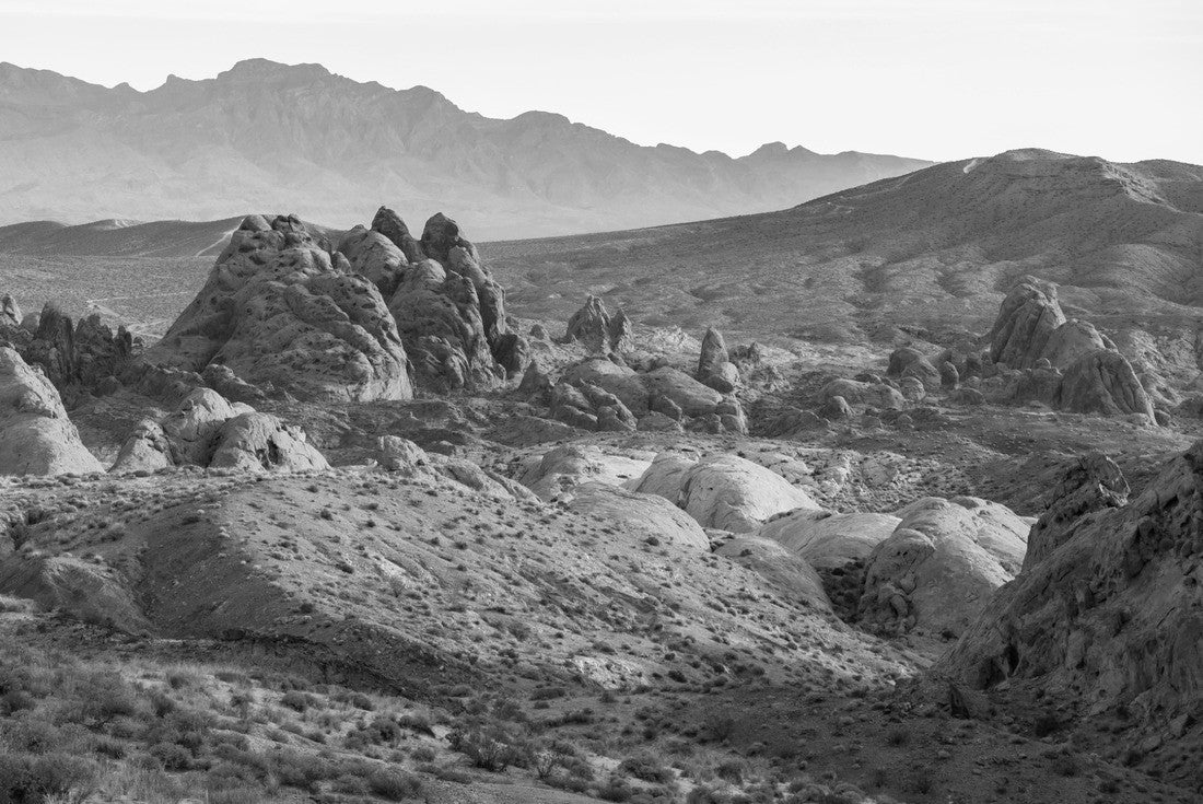 Valley of Fire State Park, Nevada, USA 2000pc PuzzleBlack and White