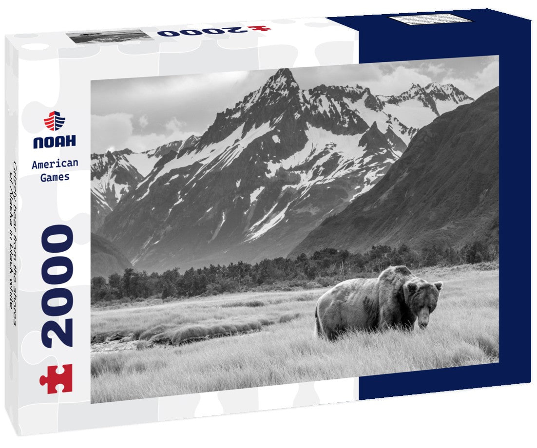 Grizzly bear from the shores of Alaska 2000pc PuzzleBlack and White
