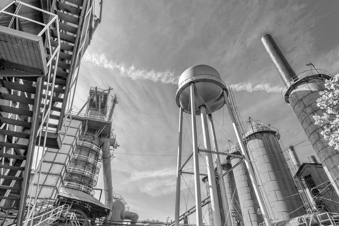 Noah Jigsaw Puzzle Birmingham, Alabama, USA historic Sloss pig iron blast furnace in black white 2000 pieces