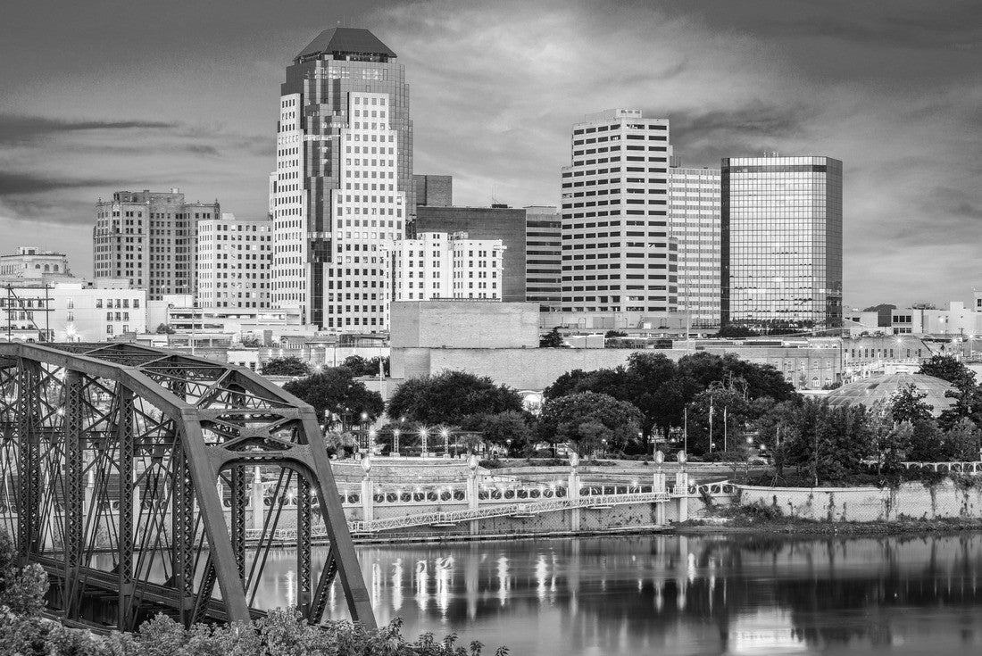 Shwarport, Louisiana, USA skyline over the Red River at sunset 2000pc PuzzleBlack and White