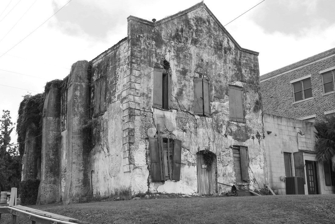 Abandoned house in Darien, Georgia 2000pc PuzzleBlack and White