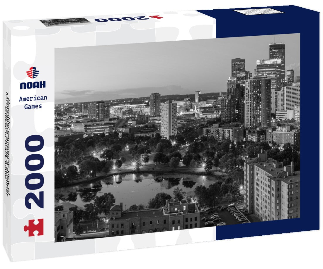 Beautiful Minneapolis during a summer sunset 2000pc PuzzleBlack and White
