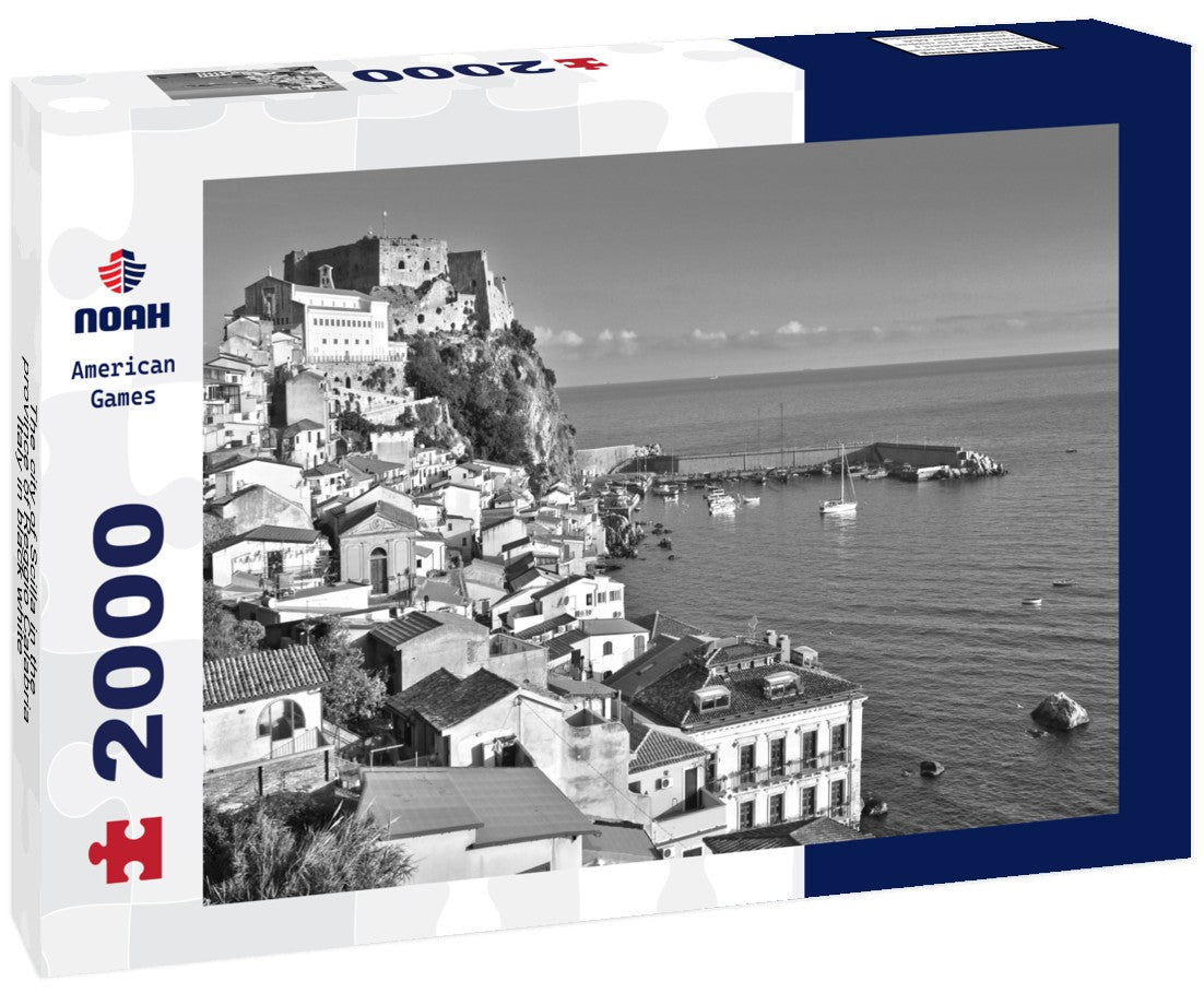 The city of Scilla in the province of Reggio Calabria, Italy 2000pc PuzzleBlack and White