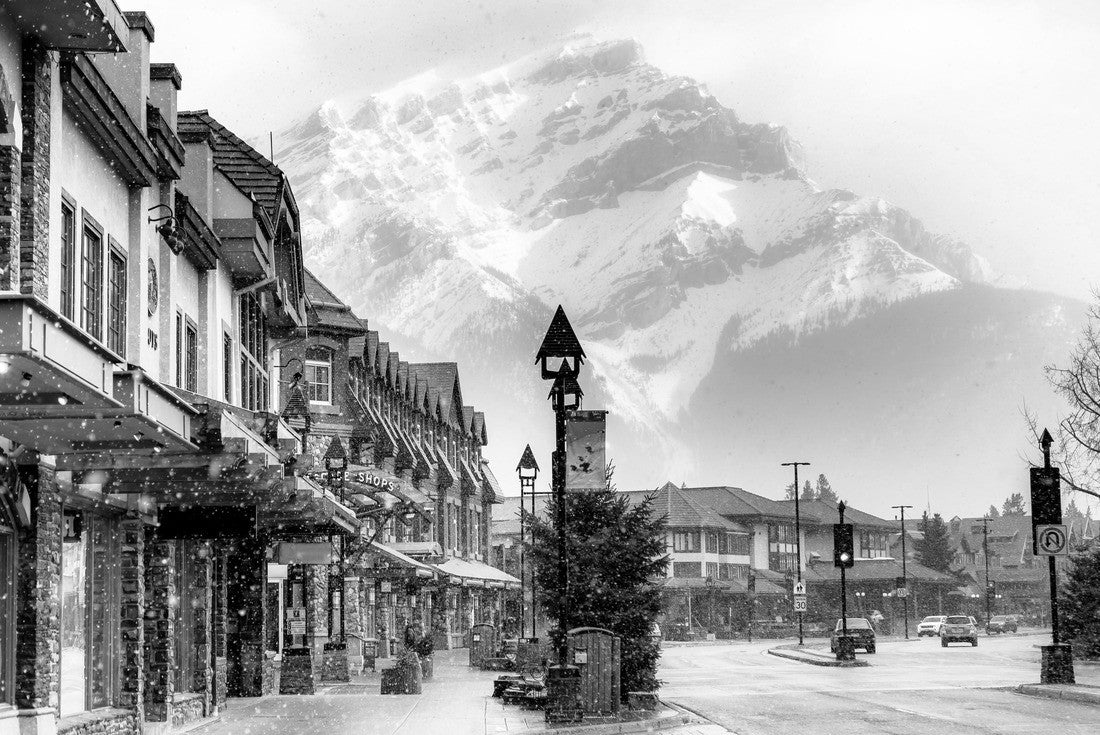 busy street in Banff City Canada during the transition period from winter to snow 2000pc PuzzleBlack and White