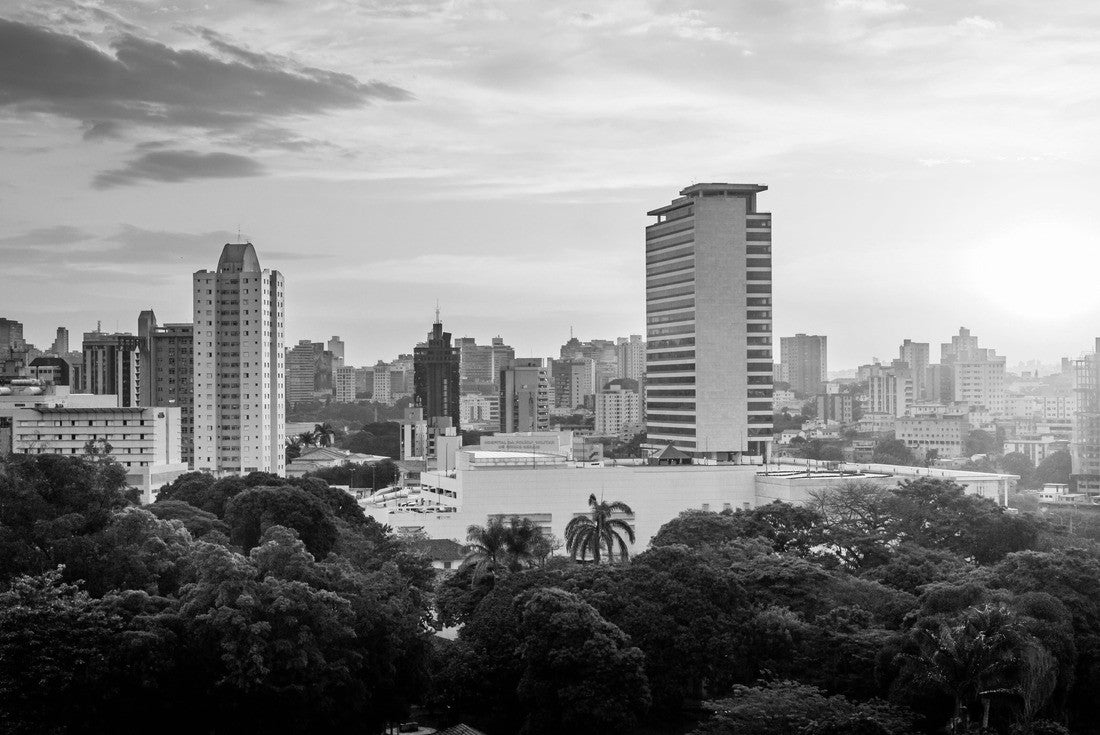 Sunset from Belo Horizonte, Minas Gerais, Brazil 2000pc PuzzleBlack and White