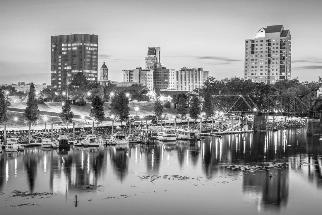 Augusta, Georgia, USA Skyline on the Savannah River at dusk 2000pc PuzzleBlack and White