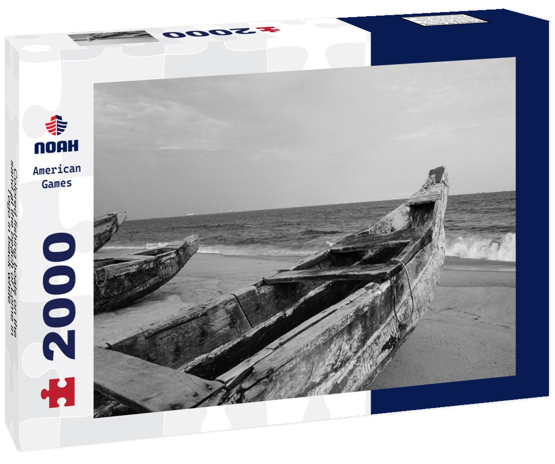 Colored fishing boats on the sand at the beach of Lome in Togo 2000pc PuzzleBlack and White