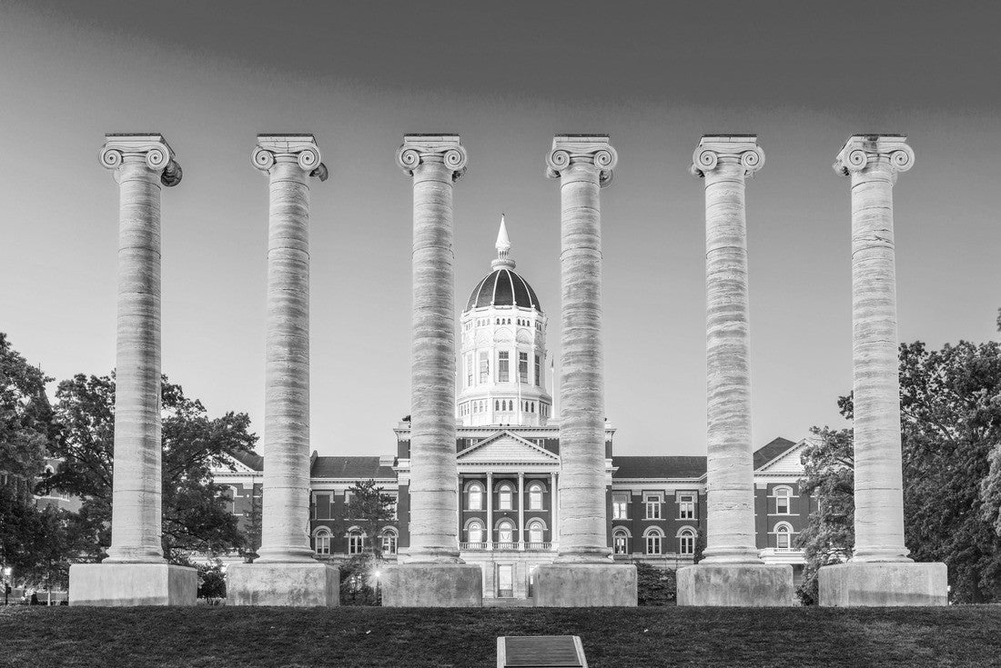 Columbia, Missouri, USA historic campus and columns 2000pc PuzzleBlack and White