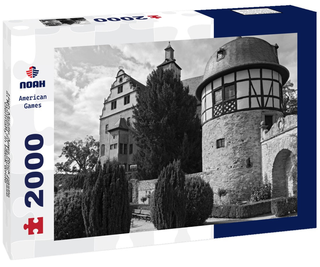 High Middle Ages Rock castle in Kronberg im Taunus, Hesse, Germany 2000pc PuzzleBlack and White