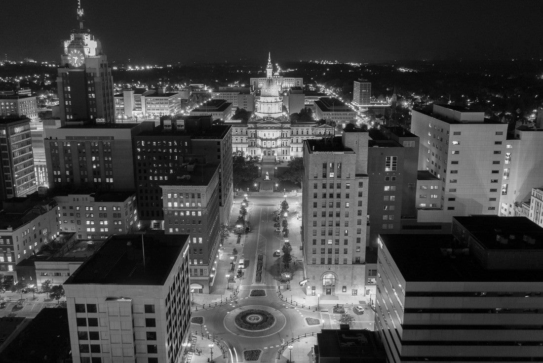 Aerial views of Lansing Michigan Downtown 2000pc PuzzleBlack and White
