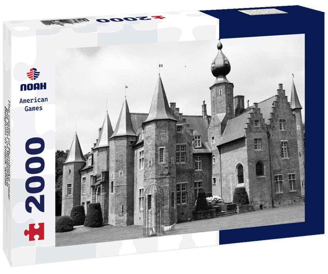 The castle of Rumbeke near the town of Roeselare, Belgium 2000pc PuzzleBlack and White