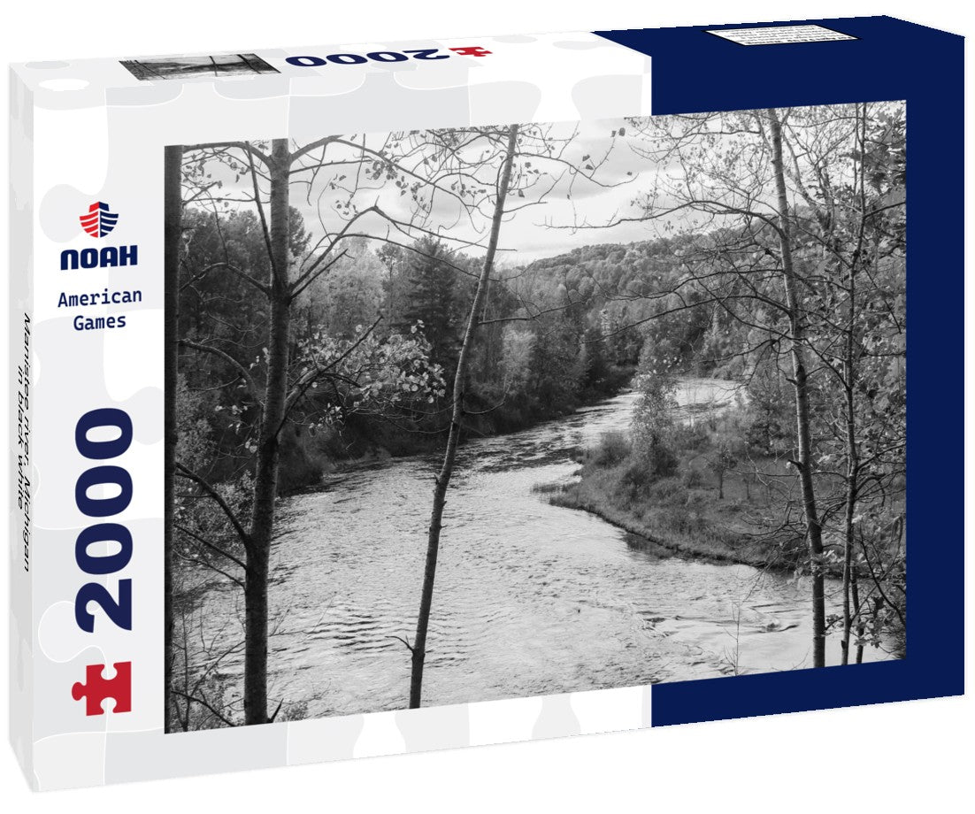 Manistee river, Michigan 2000pc PuzzleBlack and White